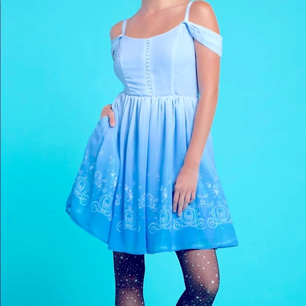 NWT Hot Topic Her Universe Cinderella Dress